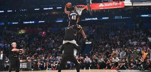 2017扣篮大赛nba 2017nba扣篮大赛冠军-第3张图片-www.211178.com_果博福布斯